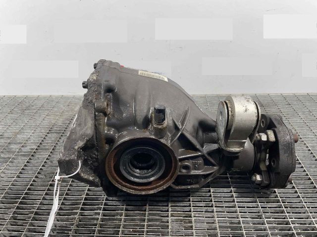 bontott MERCEDES-BENZ E-CLASS Differenciálmű Tartó Bak