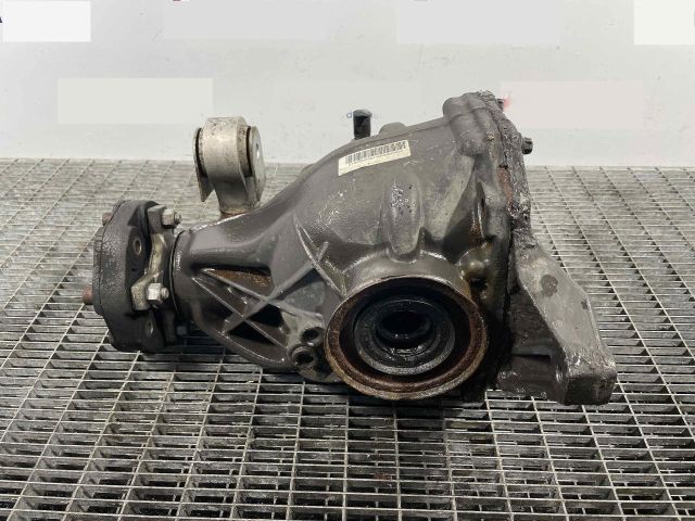 bontott MERCEDES-BENZ E-CLASS Differenciálmű Tartó Bak