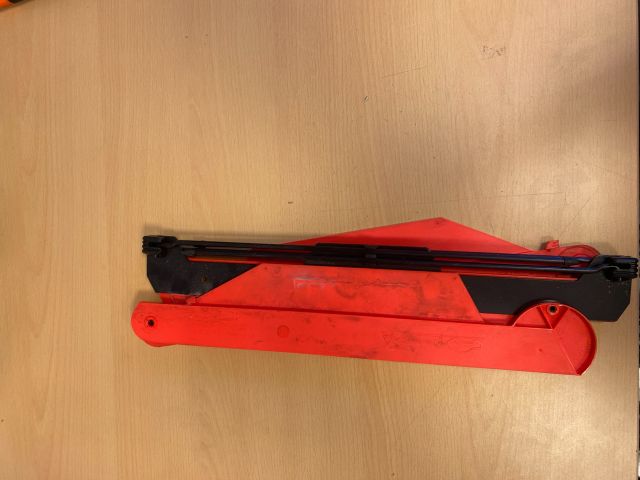 bontott MERCEDES-BENZ E-CLASS Elakadásjelző Háromszög