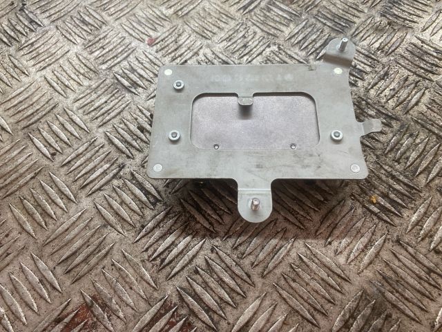 bontott MERCEDES-BENZ E-CLASS Elektronika (Magában)