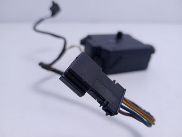 bontott MERCEDES-BENZ E-CLASS Elektronika (Magában)