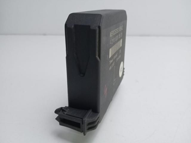 bontott MERCEDES-BENZ E-CLASS Elektronika (Magában)