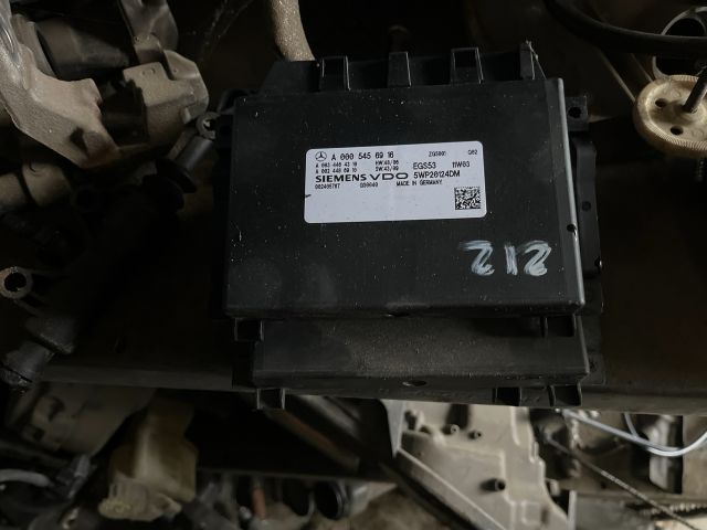 bontott MERCEDES-BENZ E-CLASS Elektronika (Magában)