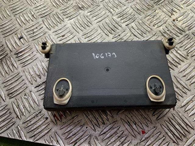 bontott MERCEDES-BENZ E-CLASS Elektronika (Magában)