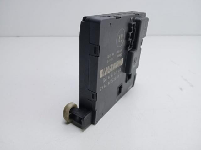 bontott MERCEDES-BENZ E-CLASS Elektronika (Magában)