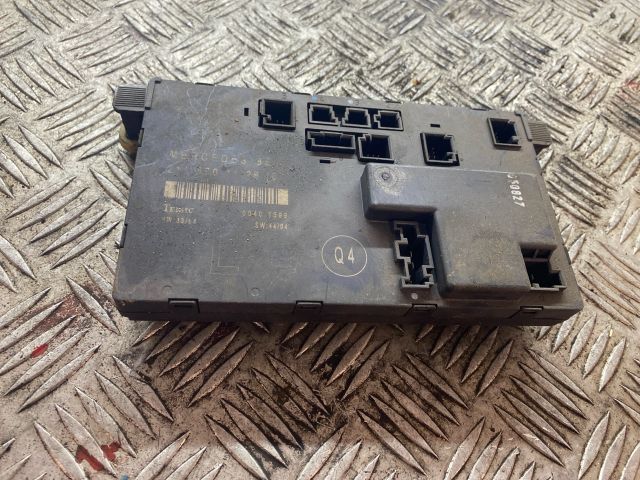 bontott MERCEDES-BENZ E-CLASS Elektronika (Magában)