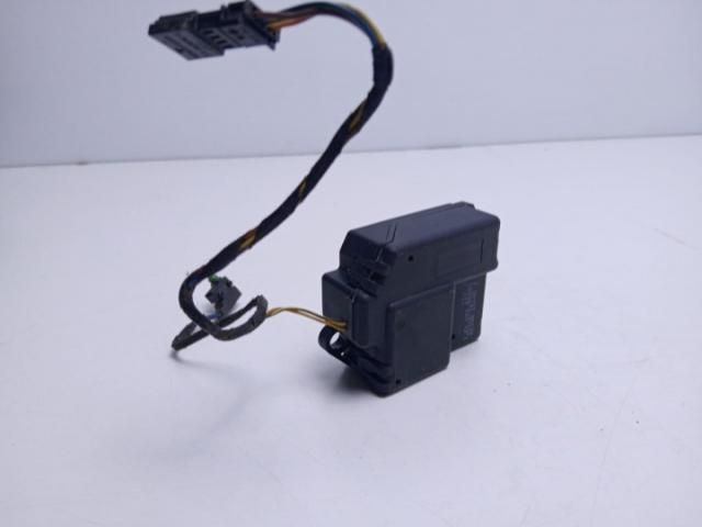 bontott MERCEDES-BENZ E-CLASS Elektronika (Magában)