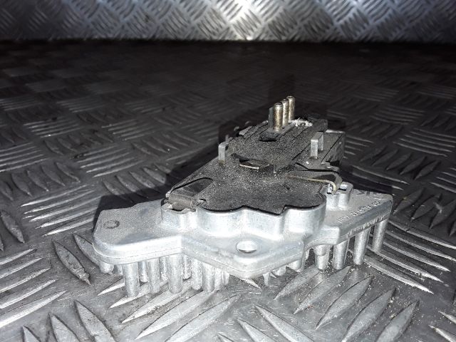 bontott MERCEDES-BENZ E-CLASS Előtét Ellenállás Fűtőmotor