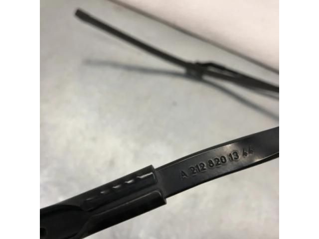 bontott MERCEDES-BENZ E-CLASS Első Ablaktörlő Kar