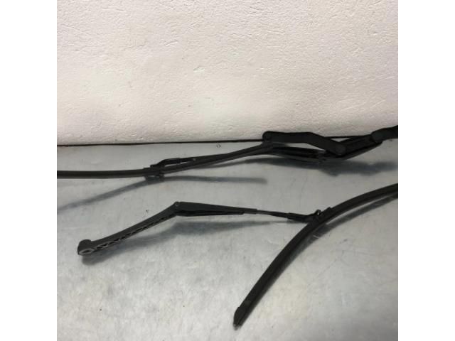 bontott MERCEDES-BENZ E-CLASS Első Ablaktörlő Kar