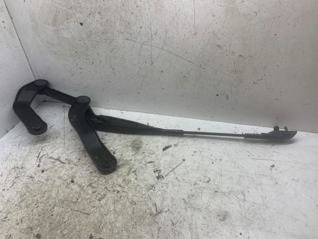 bontott MERCEDES-BENZ E-CLASS Első Ablaktörlő Kar