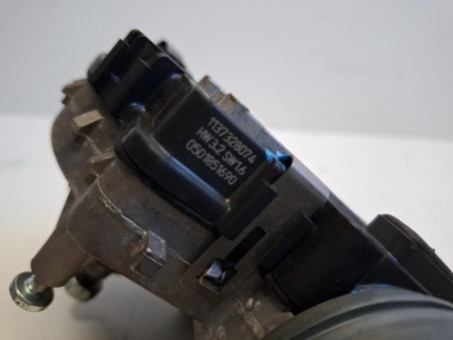 bontott MERCEDES-BENZ E-CLASS Első Ablaktörlő Motor