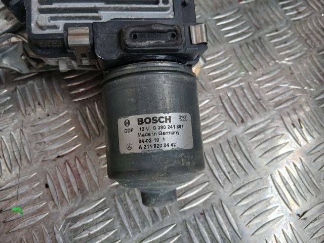 bontott MERCEDES-BENZ E-CLASS Első Ablaktörlő Szerkezet Motorral