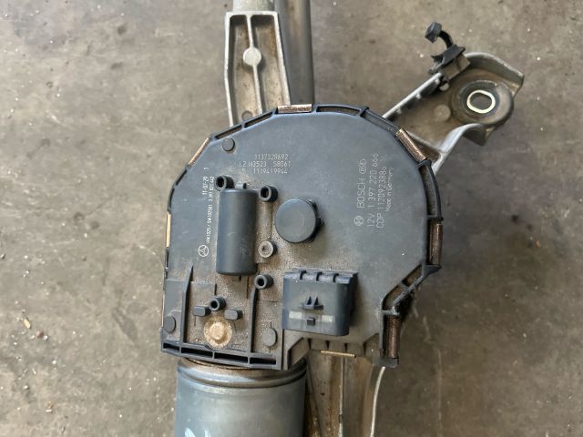 bontott MERCEDES-BENZ E-CLASS Első Ablaktörlő Szerkezet Motorral