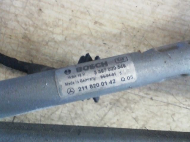 bontott MERCEDES-BENZ E-CLASS Első Ablaktörlő Szerkezet Motorral