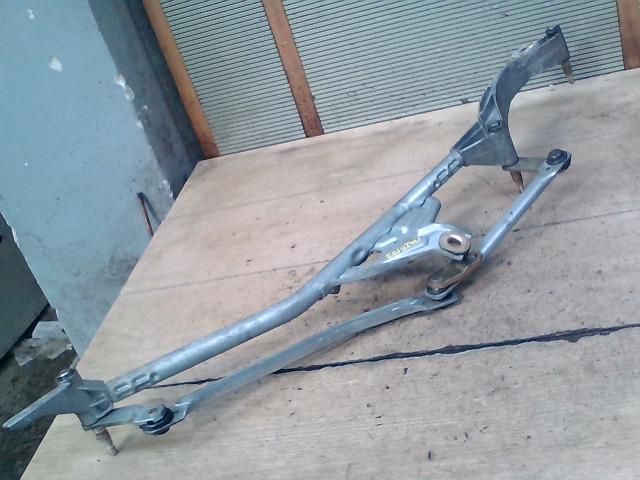 bontott MERCEDES-BENZ E-CLASS Első Ablaktörlő Szerkezet