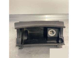 bontott MERCEDES-BENZ E-CLASS Első Hamutartó