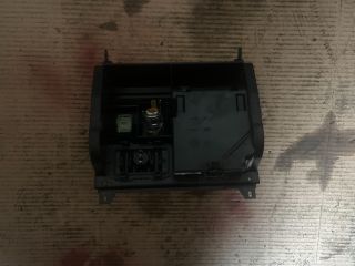 bontott MERCEDES-BENZ E-CLASS Első Hamutartó