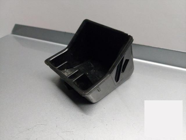 bontott MERCEDES-BENZ E-CLASS Első Hamutartó