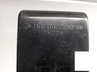 bontott MERCEDES-BENZ E-CLASS Első Hamutartó