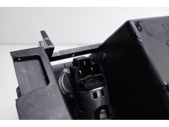 bontott MERCEDES-BENZ E-CLASS Első Hamutartó