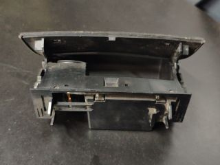 bontott MERCEDES-BENZ E-CLASS Első Hamutartó