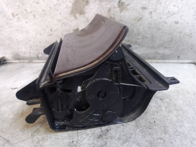 bontott MERCEDES-BENZ E-CLASS Első Hamutartó