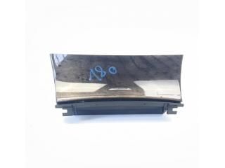 bontott MERCEDES-BENZ E-CLASS Első Hamutartó