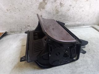 bontott MERCEDES-BENZ E-CLASS Első Hamutartó