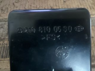 bontott MERCEDES-BENZ E-CLASS Első Hamutartó