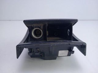 bontott MERCEDES-BENZ E-CLASS Első Hamutartó