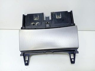 bontott MERCEDES-BENZ E-CLASS Első Hamutartó