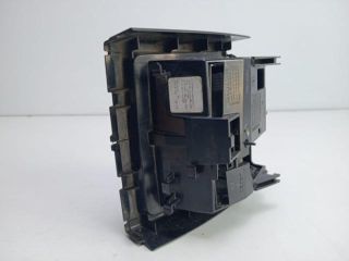 bontott MERCEDES-BENZ E-CLASS Első Hamutartó