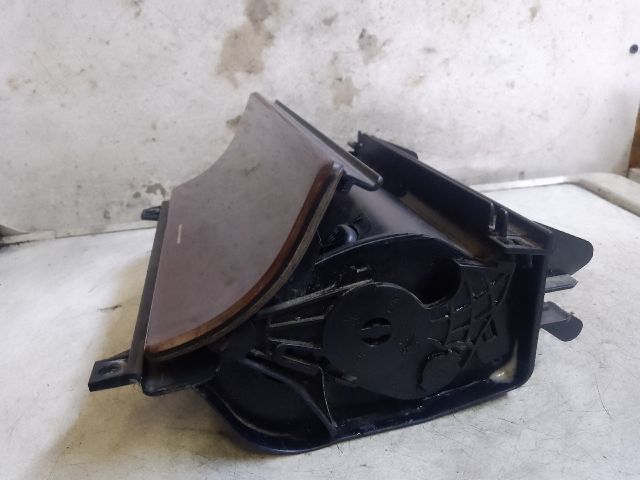 bontott MERCEDES-BENZ E-CLASS Első Hamutartó