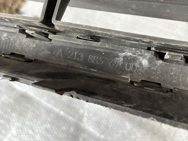 bontott MERCEDES-BENZ E-CLASS Első Lökhárító Alsó (Műanyag)