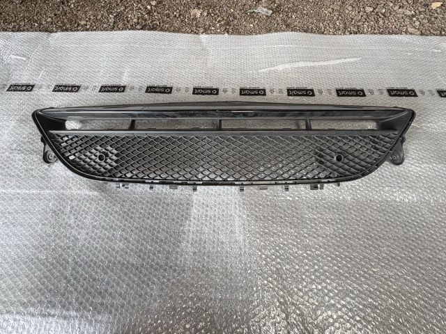 bontott MERCEDES-BENZ E-CLASS Első Lökhárító Alsó (Műanyag)