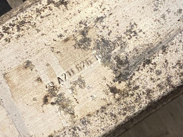 bontott MERCEDES-BENZ E-CLASS Első Lökhárító Merevítő (Fém)