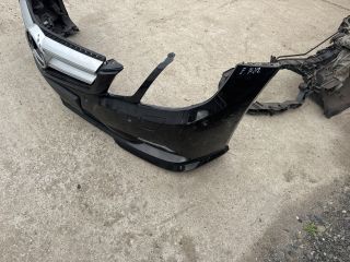 bontott MERCEDES-BENZ E-CLASS Első Lökhárító (Részeivel)