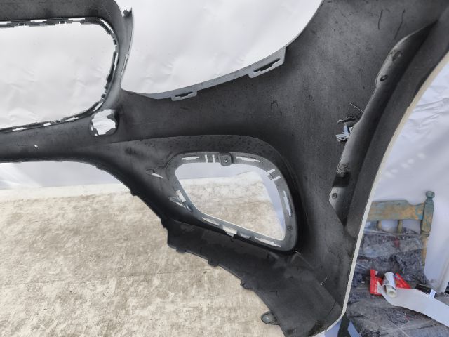 bontott MERCEDES-BENZ E-CLASS Első Lökhárító (Részeivel)