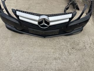 bontott MERCEDES-BENZ E-CLASS Első Lökhárító (Részeivel)