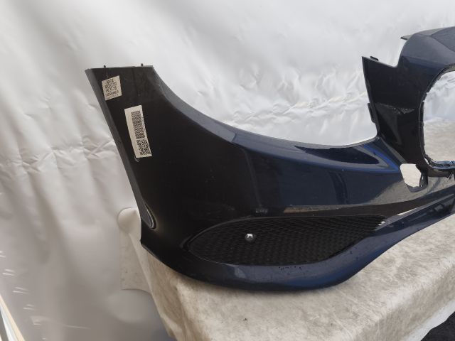 bontott MERCEDES-BENZ E-CLASS Első Lökhárító (Részeivel)