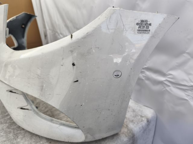 bontott MERCEDES-BENZ E-CLASS Első Lökhárító (Részeivel)