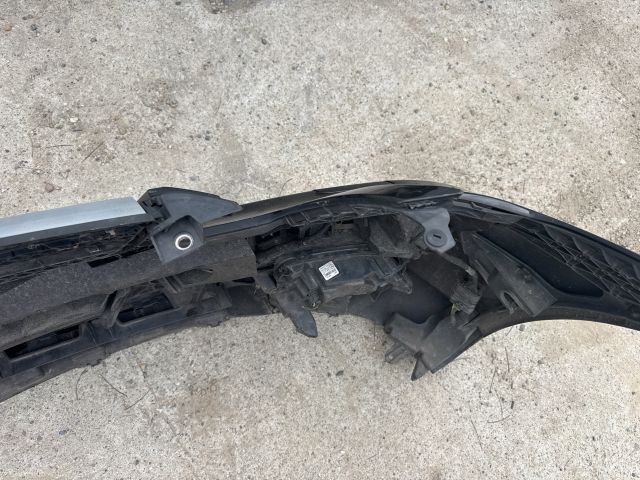 bontott MERCEDES-BENZ E-CLASS Első Lökhárító (Részeivel)