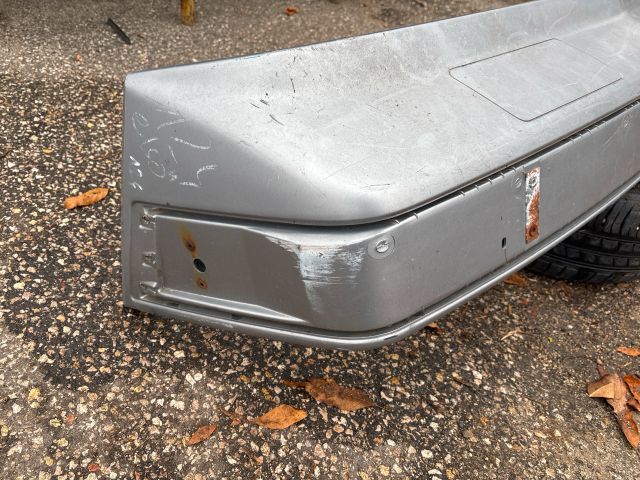 bontott MERCEDES-BENZ E-CLASS Első Lökhárító (Részeivel)