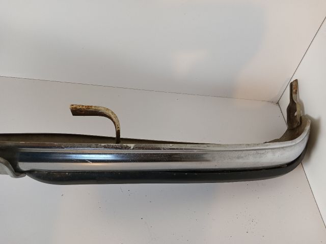 bontott MERCEDES-BENZ E-CLASS Első Lökhárító (Részeivel)