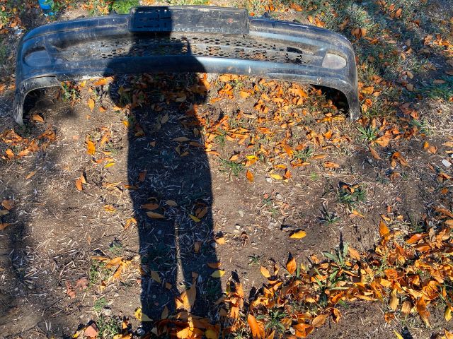 bontott MERCEDES-BENZ E-CLASS Első Lökhárító (Részeivel)