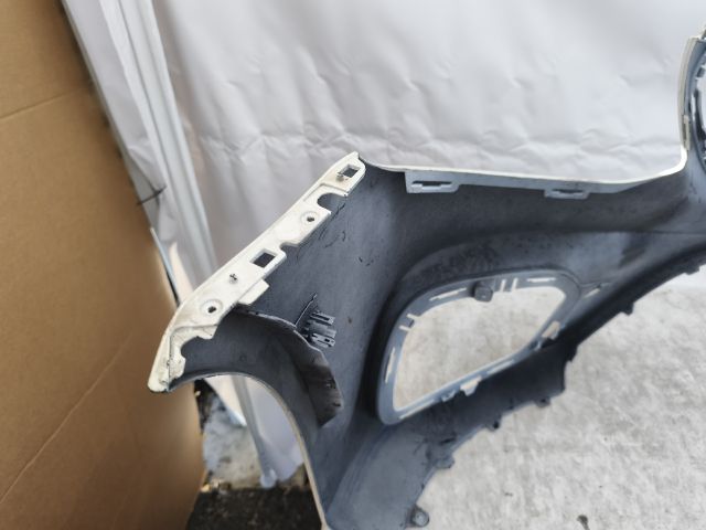 bontott MERCEDES-BENZ E-CLASS Első Lökhárító (Részeivel)