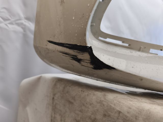 bontott MERCEDES-BENZ E-CLASS Első Lökhárító (Részeivel)