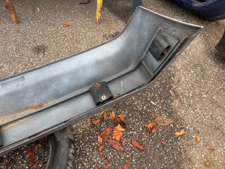 bontott MERCEDES-BENZ E-CLASS Első Lökhárító (Részeivel)