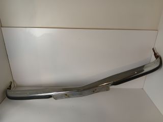 bontott MERCEDES-BENZ E-CLASS Első Lökhárító (Részeivel)